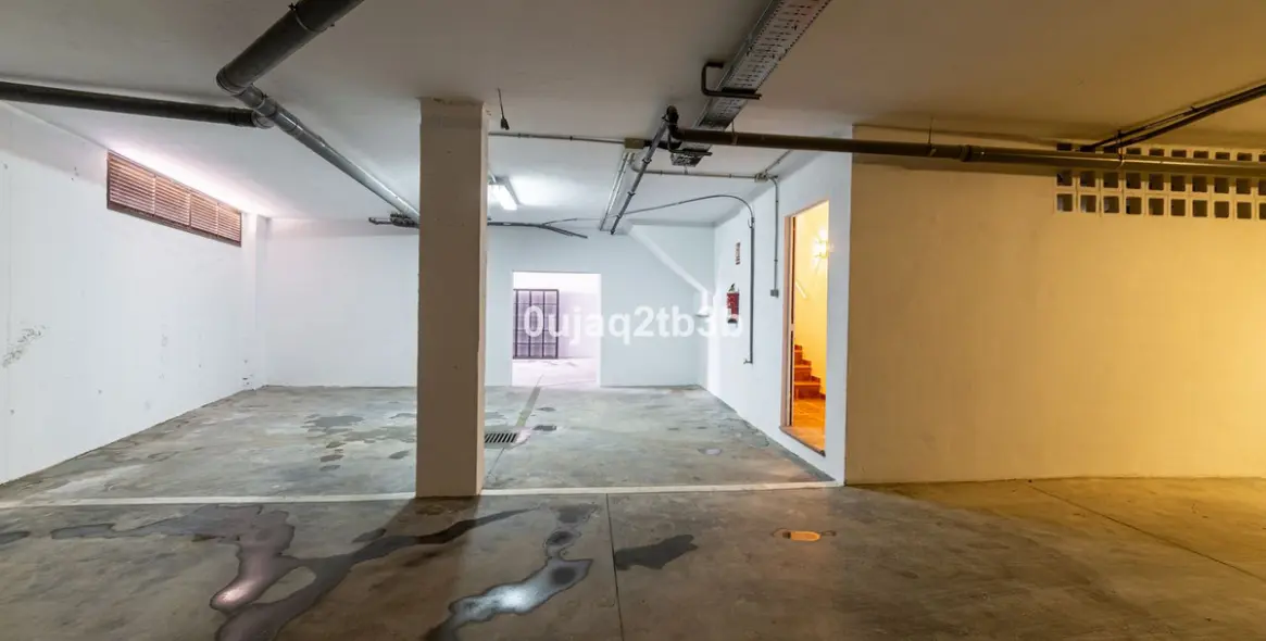Long-term rent of townhouse in El Paraiso 33