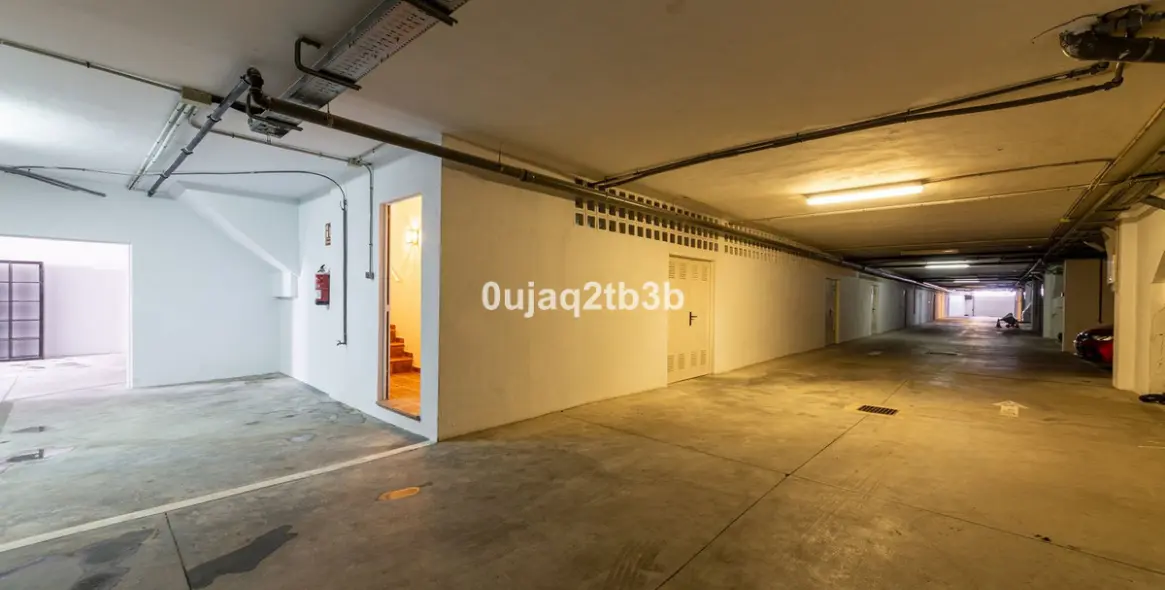 Long-term rent of townhouse in El Paraiso 35
