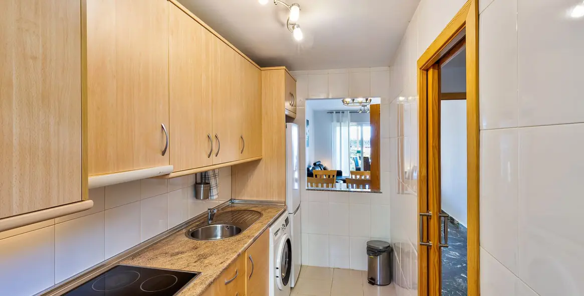 Sale of ground floor apartment in Fuengirola 4
