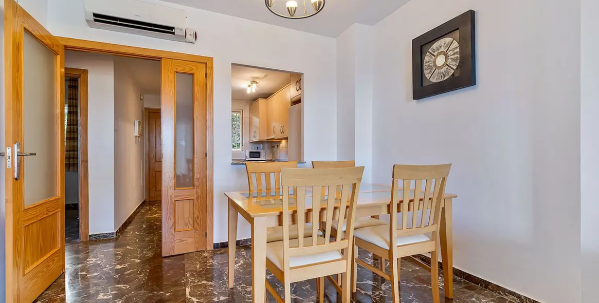 Sale of ground floor apartment in Fuengirola 7