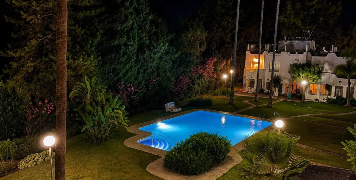 Sale of townhouse in Nueva Andalucía 53