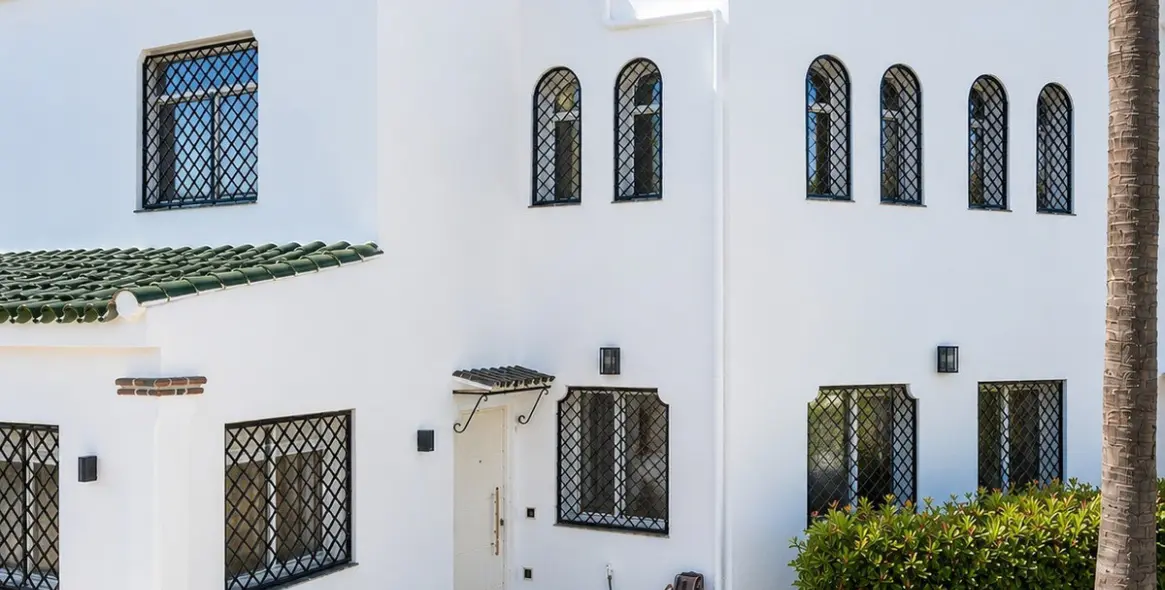 Sale of townhouse in Nueva Andalucía 54