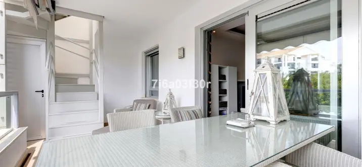 Venta de ático en San Pedro de Alcántara 3