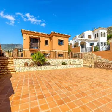 Venta de villa independiente en Benalmadena