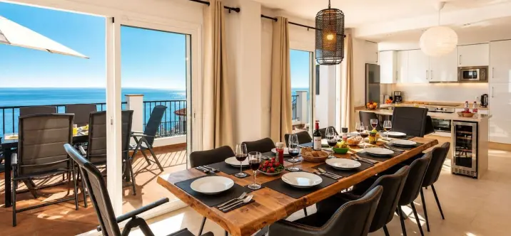 Venta de villa independiente en Nerja 2