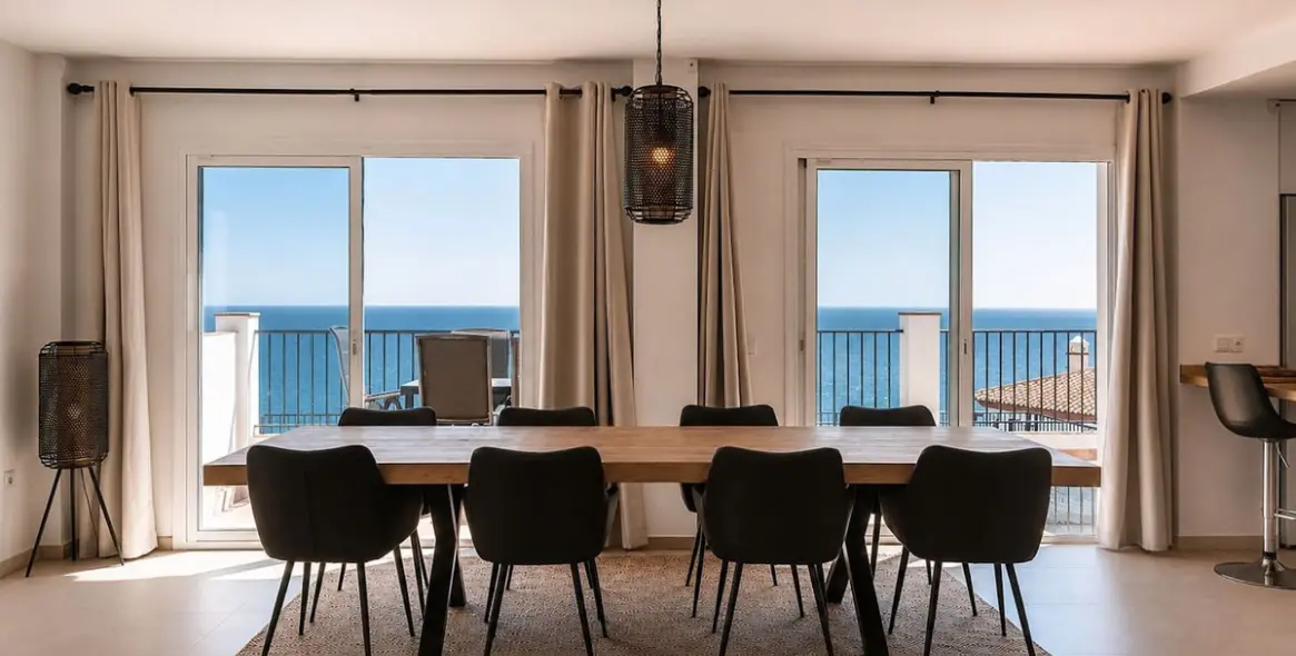 Sale of detached villa in Nerja 4