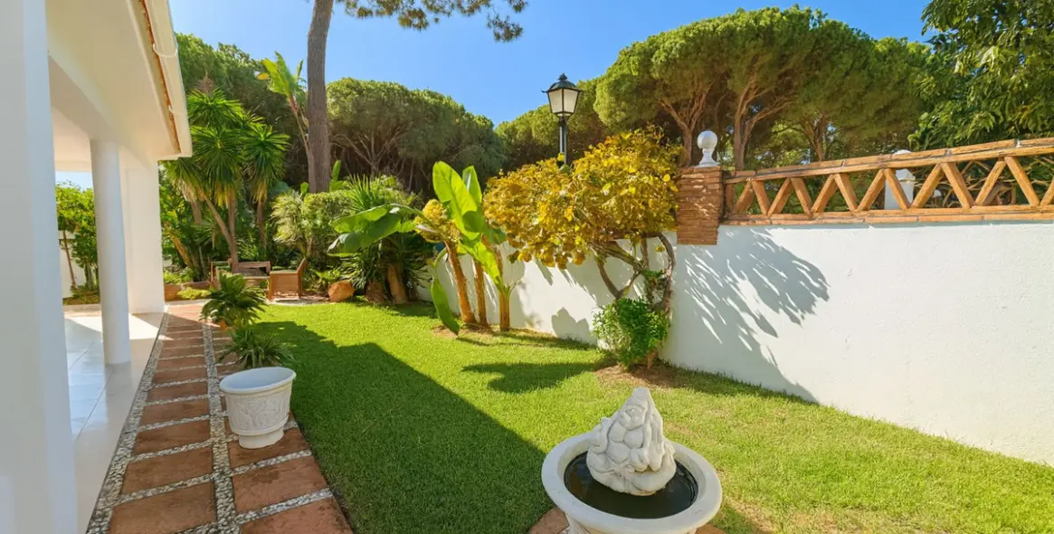 Venta de villa independiente en El Rosario 4