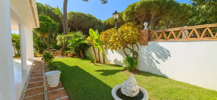 Venta de villa independiente en El Rosario 3
