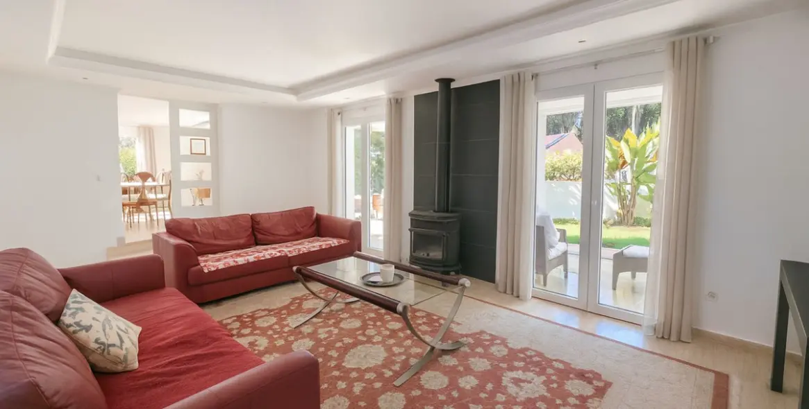Venta de villa independiente en El Rosario 16
