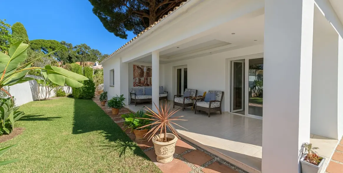 Venta de villa independiente en El Rosario 20