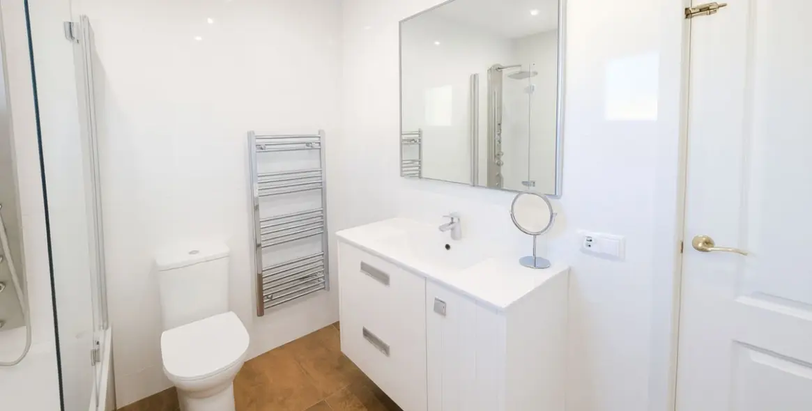 Venta de villa independiente en El Rosario 33