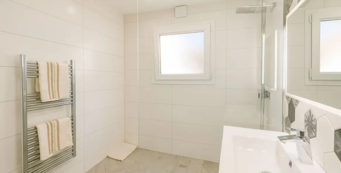 Venta de villa independiente en El Rosario 38