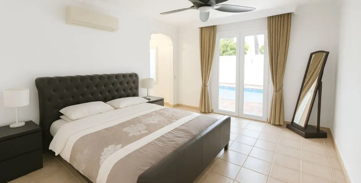 Venta de villa independiente en El Rosario 39