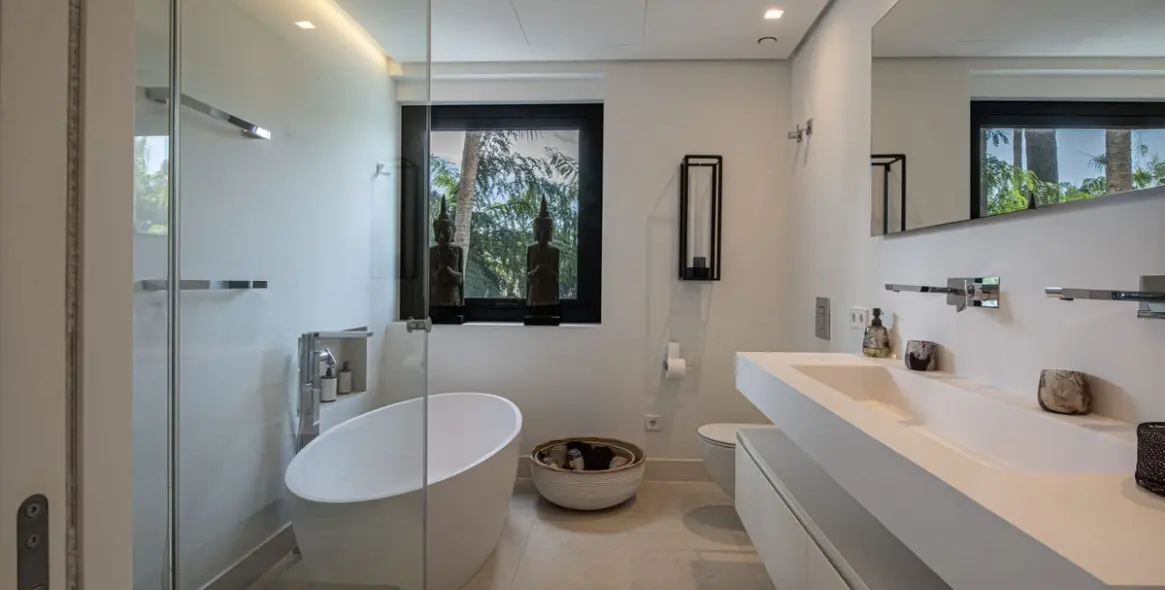 Venta de villa independiente en The Golden Mile 36