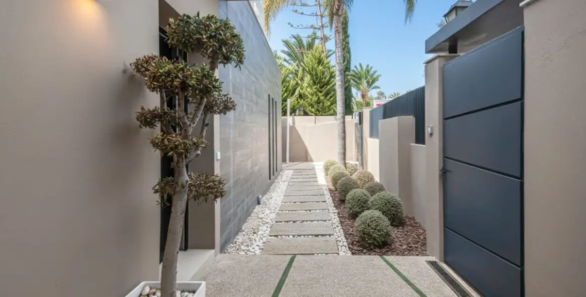 Venta de villa independiente en The Golden Mile 46