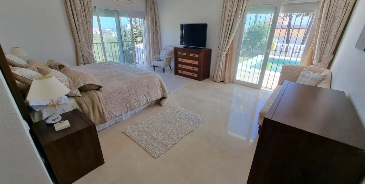 Long-term rent of detached villa in Benahavís 4