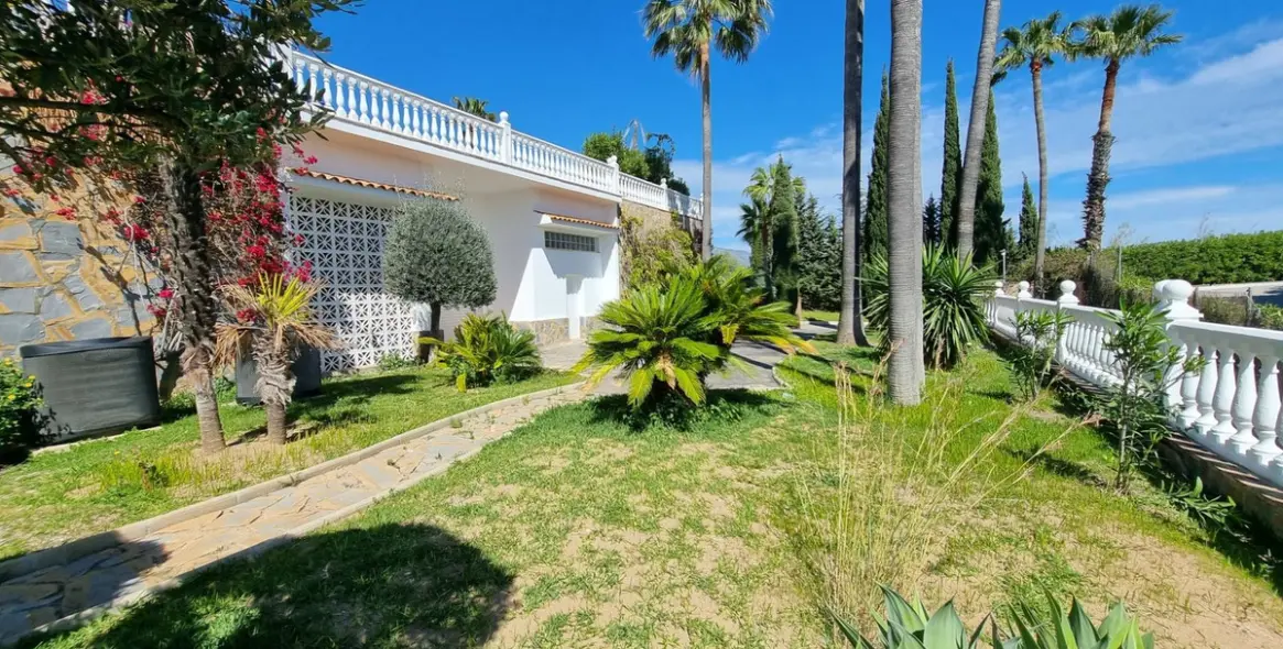 Long-term rent of detached villa in Benahavís 17