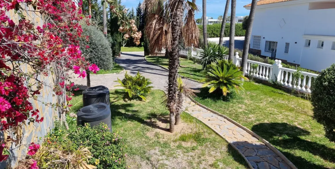 Long-term rent of detached villa in Benahavís 19