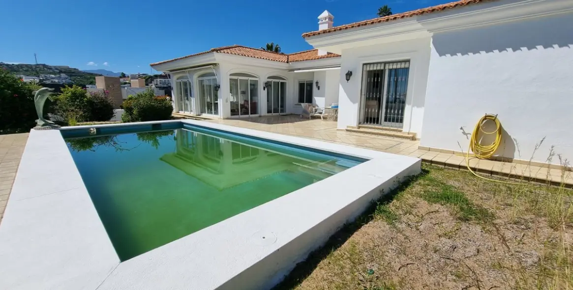 Long-term rent of detached villa in Benahavís 25