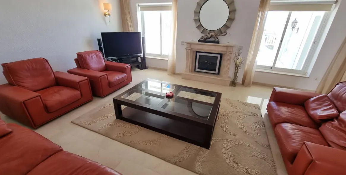 Long-term rent of detached villa in Benahavís 35