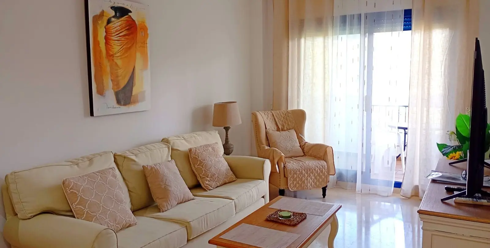 Sale of middle floor apartment in La Duquesa 4