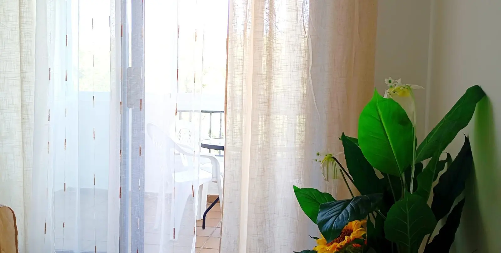 Sale of middle floor apartment in La Duquesa 12