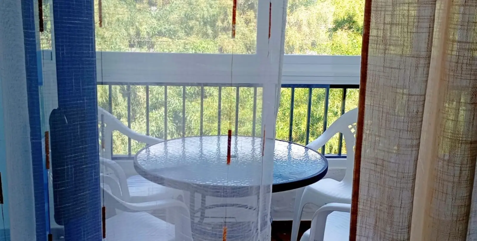 Sale of middle floor apartment in La Duquesa 13