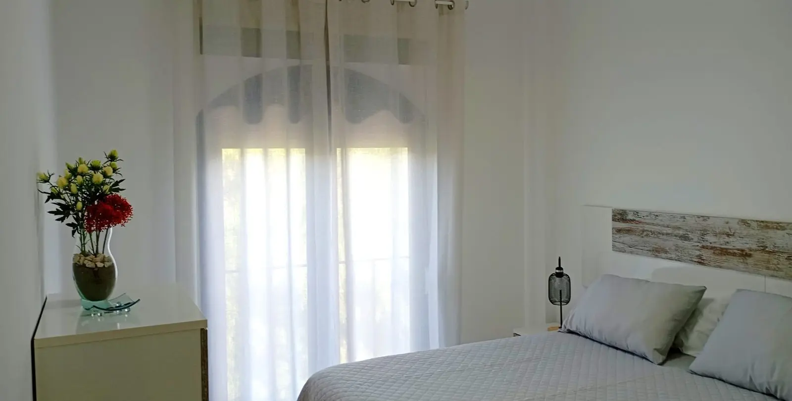 Sale of middle floor apartment in La Duquesa 23