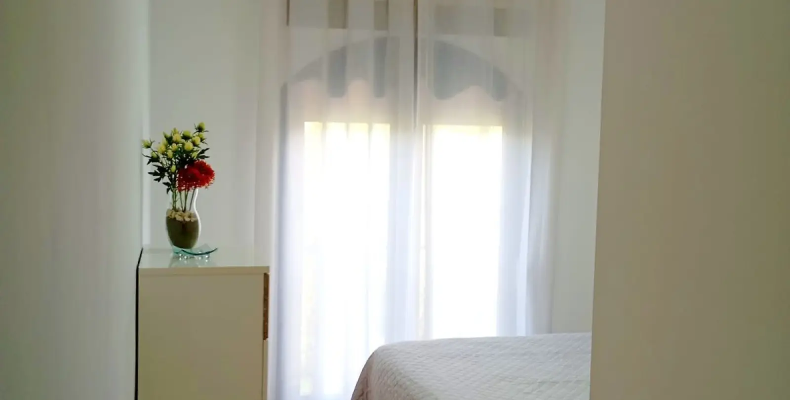 Sale of middle floor apartment in La Duquesa 24