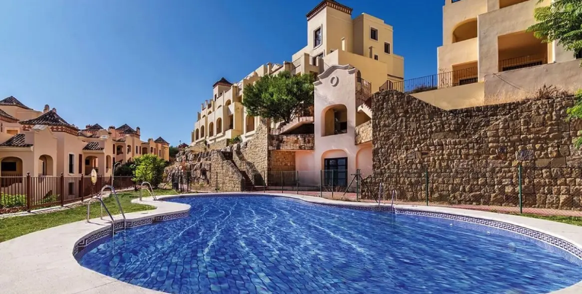 Venta de apartamento en planta baja en Valle Romano 1