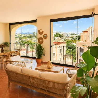 Sale of ground floor apartment in Valle Romano