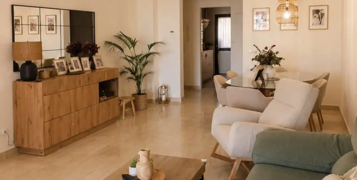 Venta de apartamento en planta baja en Valle Romano 24