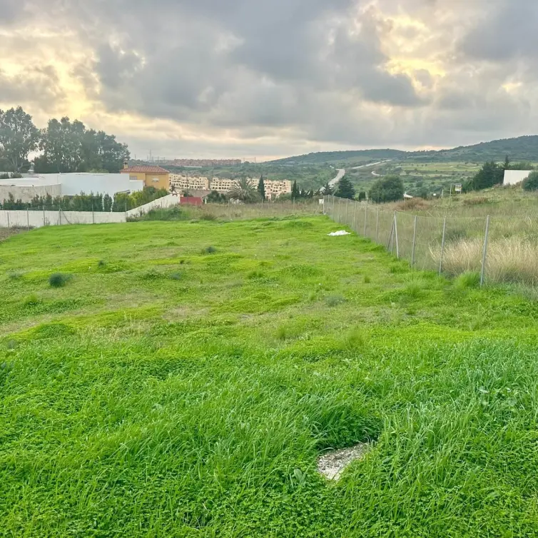 Sale of residential plot in Valle Romano