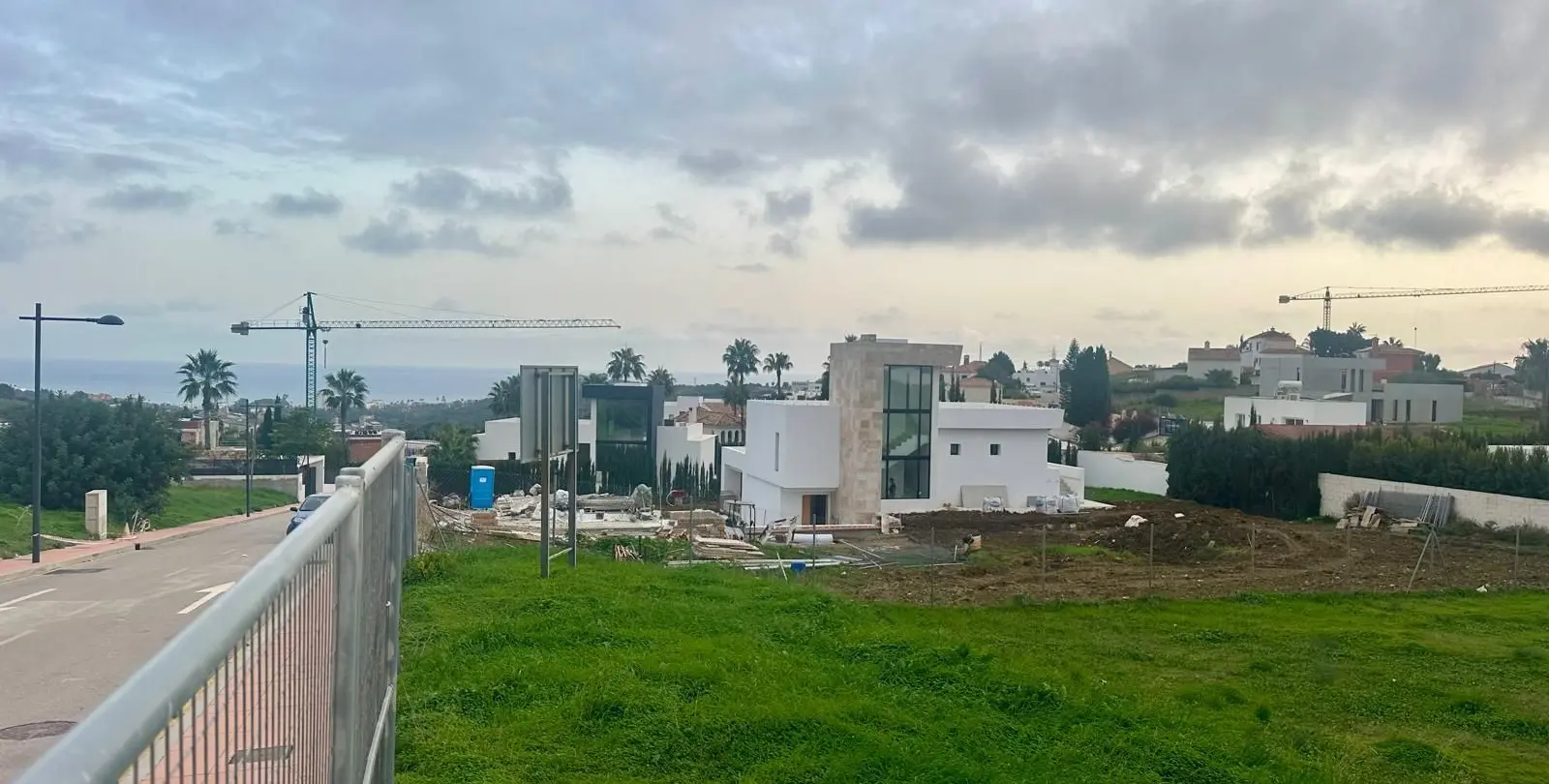Sale of residential plot in Valle Romano 2