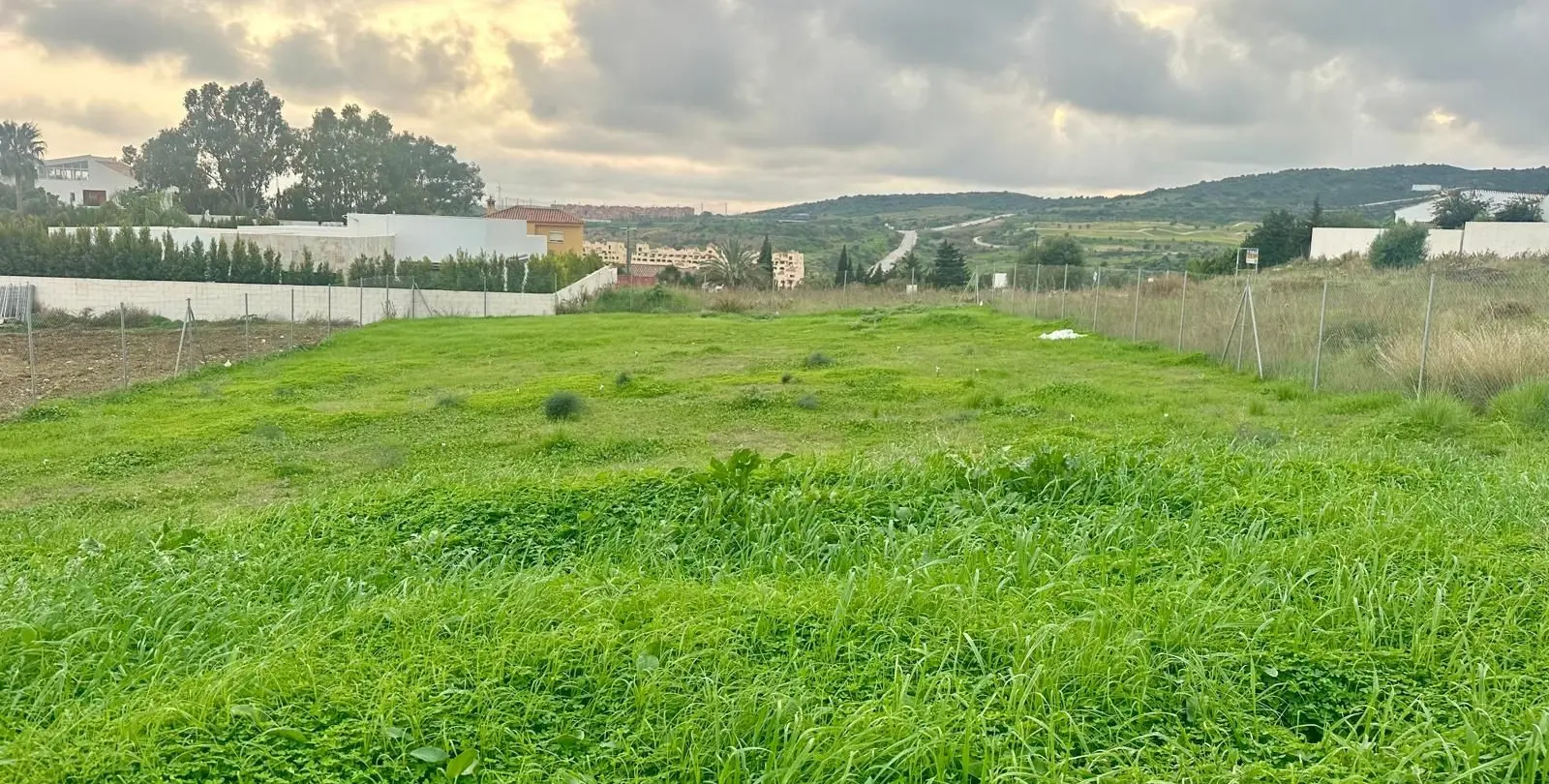Sale of residential plot in Valle Romano 9
