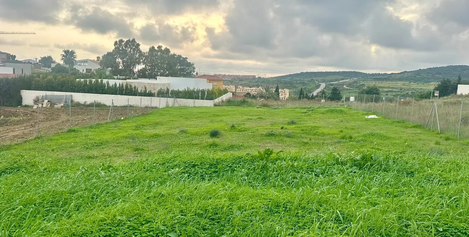 Sale of residential plot in Valle Romano 10