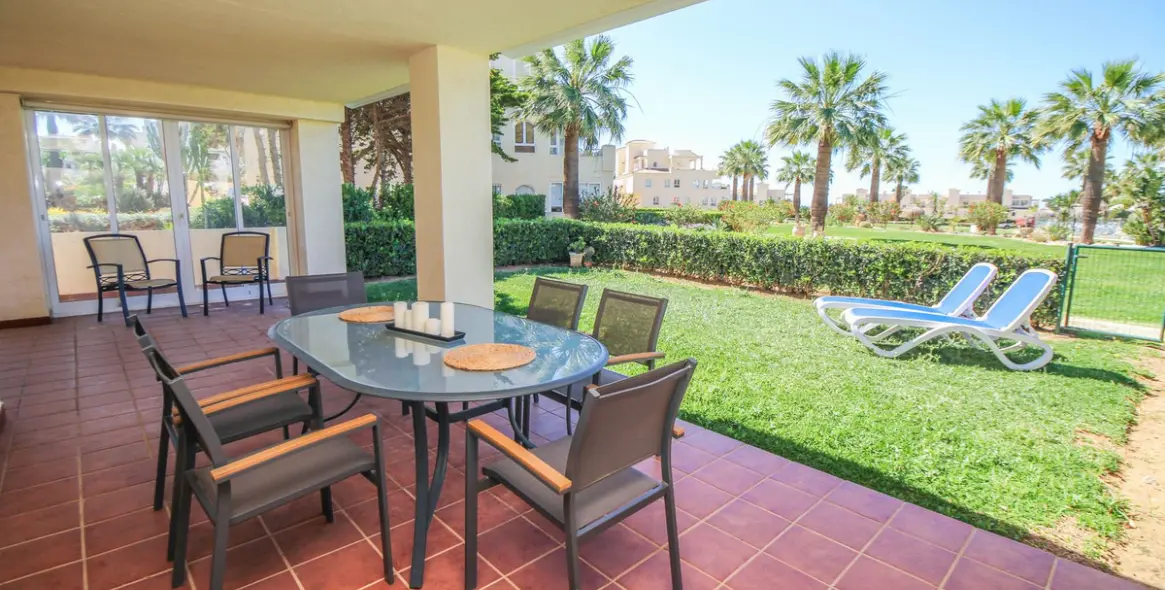 Sale of ground floor apartment in La Cala de Mijas 5
