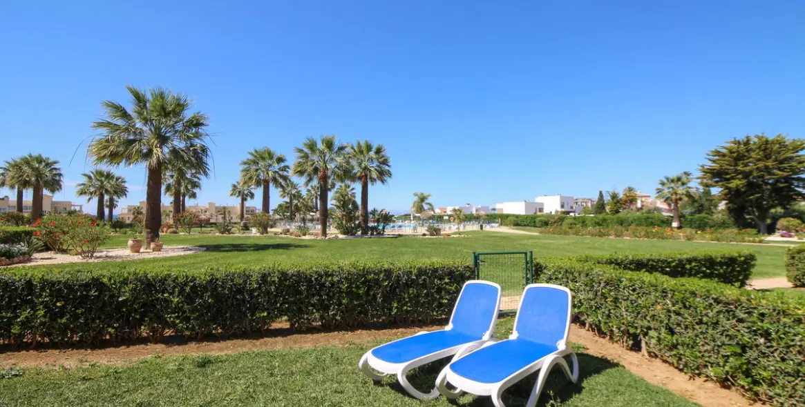 Sale of ground floor apartment in La Cala de Mijas 6