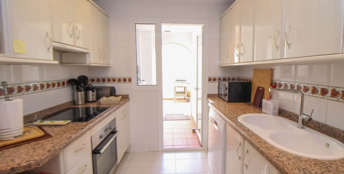 Sale of ground floor apartment in La Cala de Mijas 14