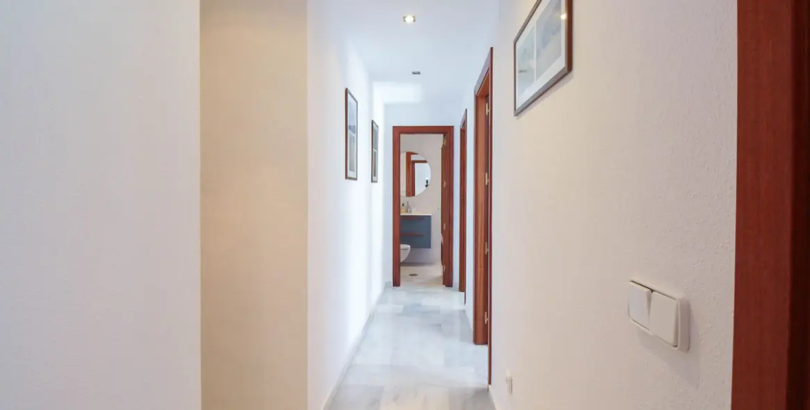Sale of ground floor apartment in La Cala de Mijas 19