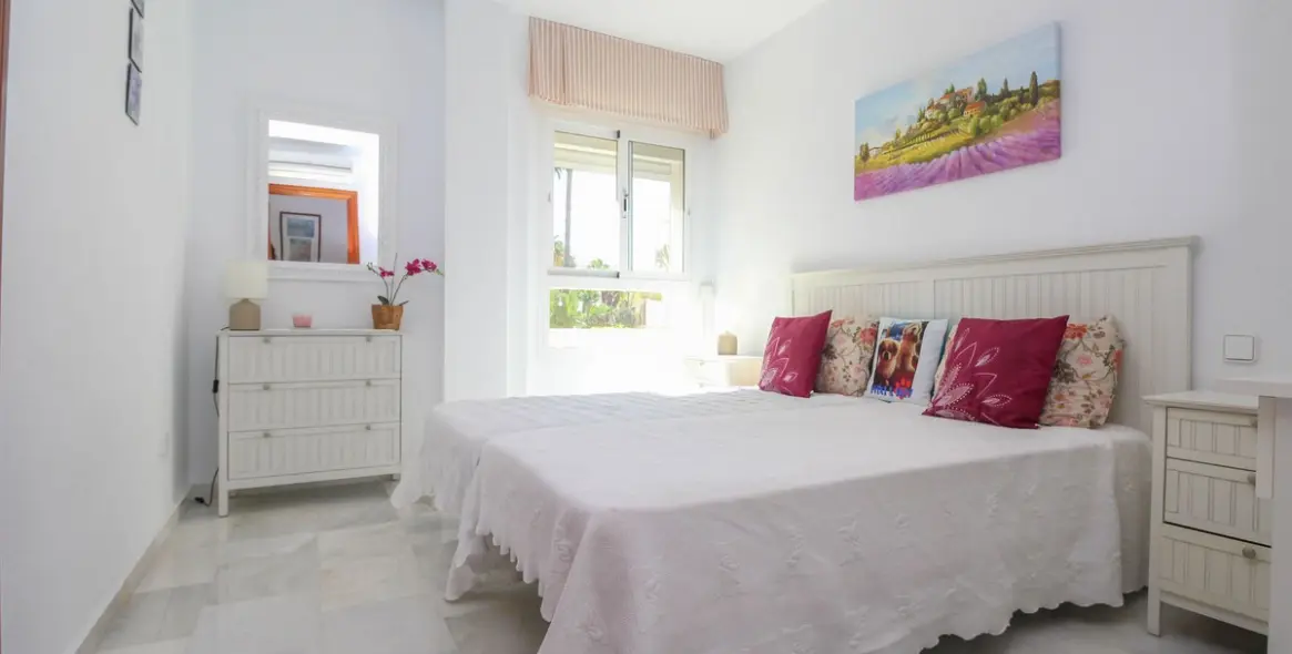 Sale of ground floor apartment in La Cala de Mijas 22