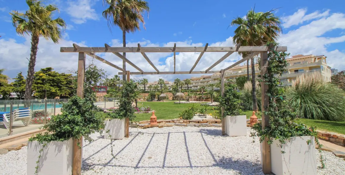Sale of ground floor apartment in La Cala de Mijas 34