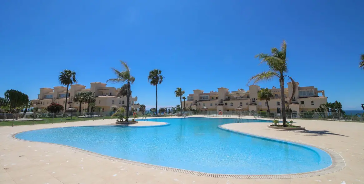 Sale of ground floor apartment in La Cala de Mijas 35
