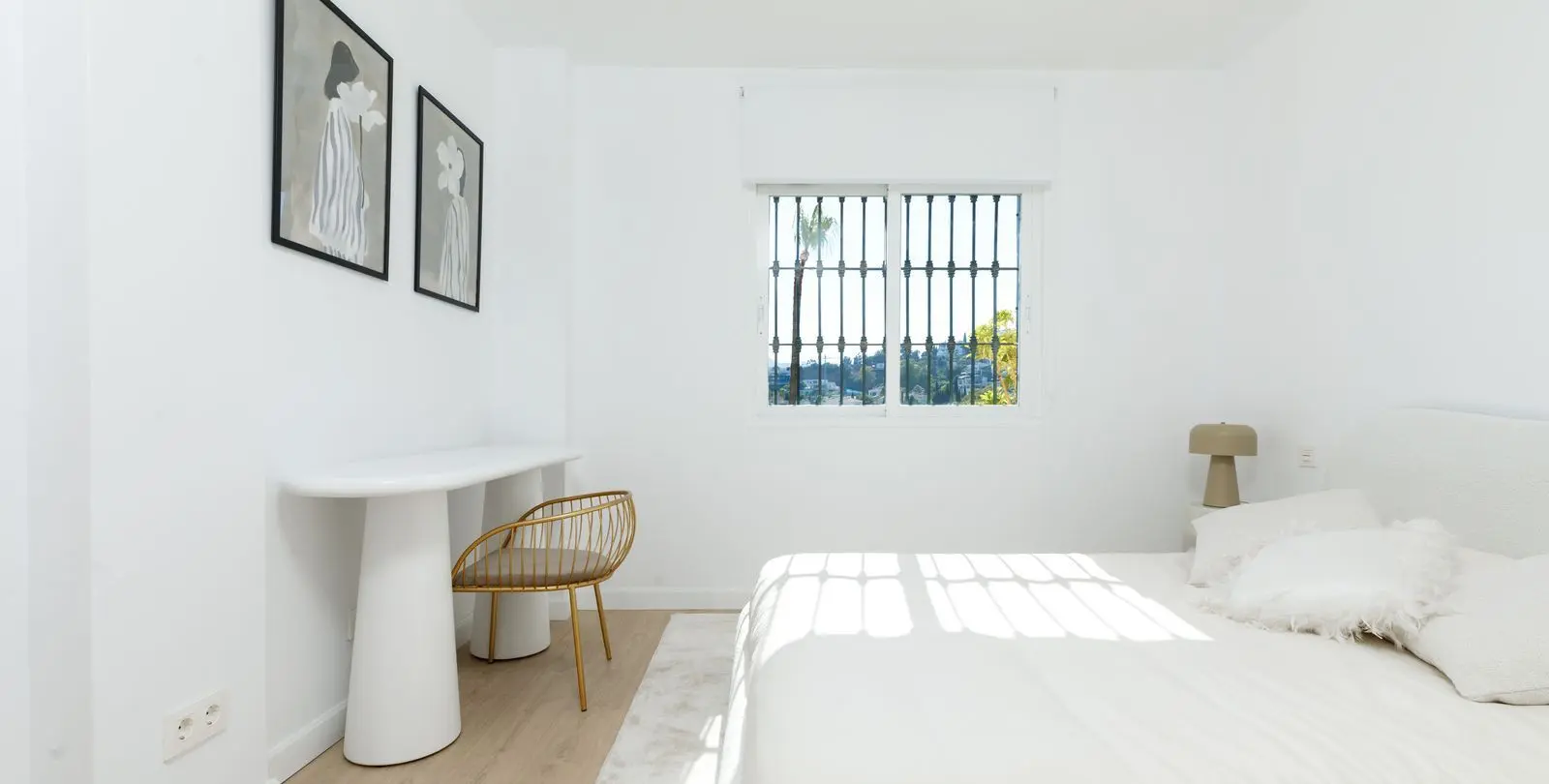 Venta de apartamento en planta baja en La Quinta 15