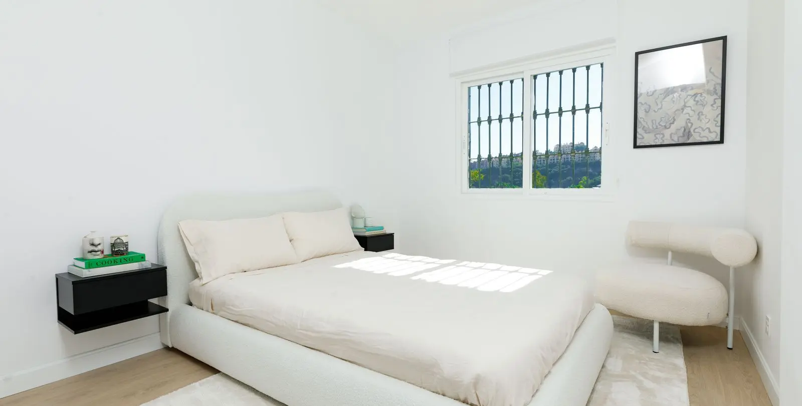 Venta de apartamento en planta baja en La Quinta 22