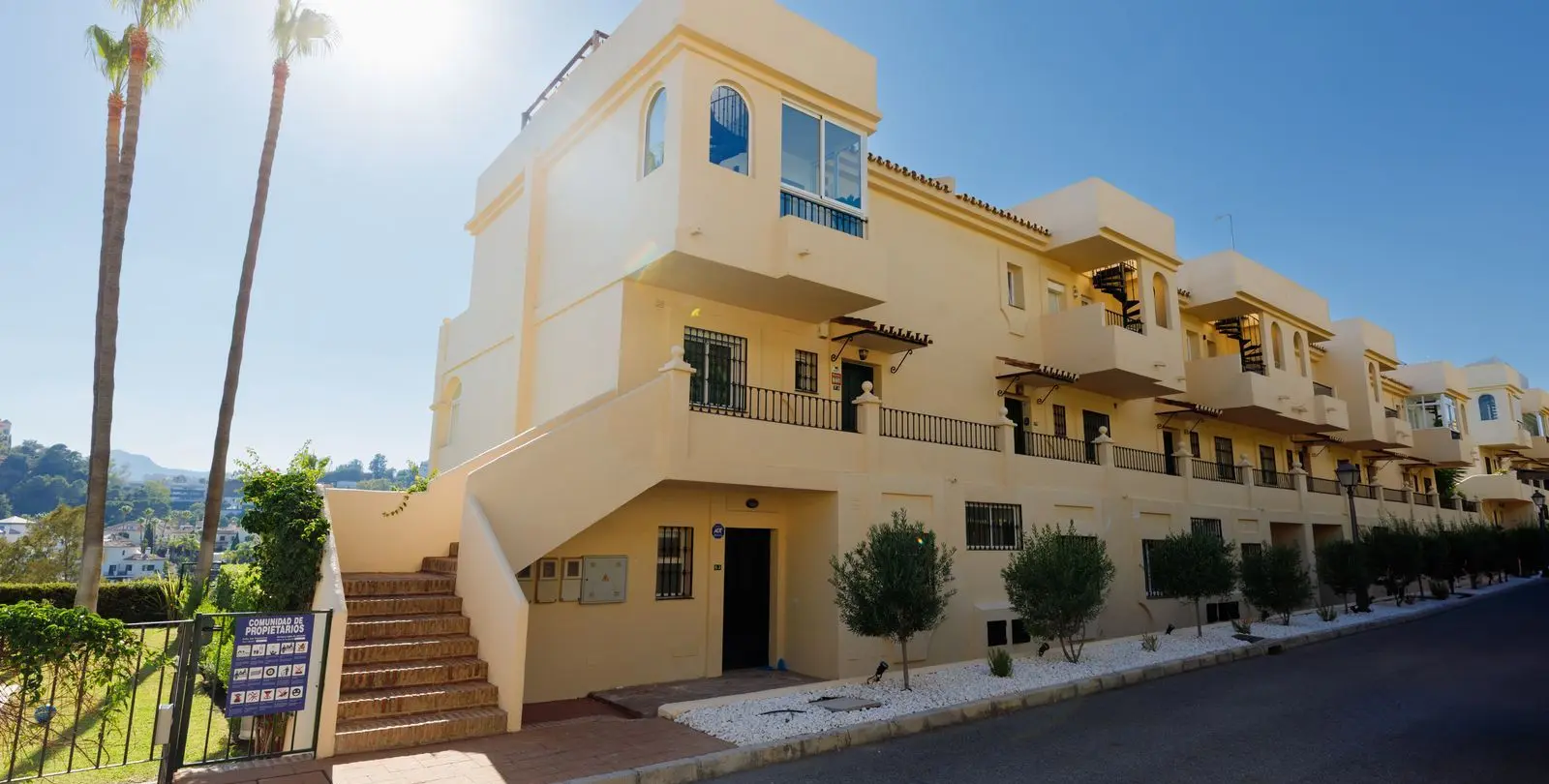 Venta de apartamento en planta baja en La Quinta 31