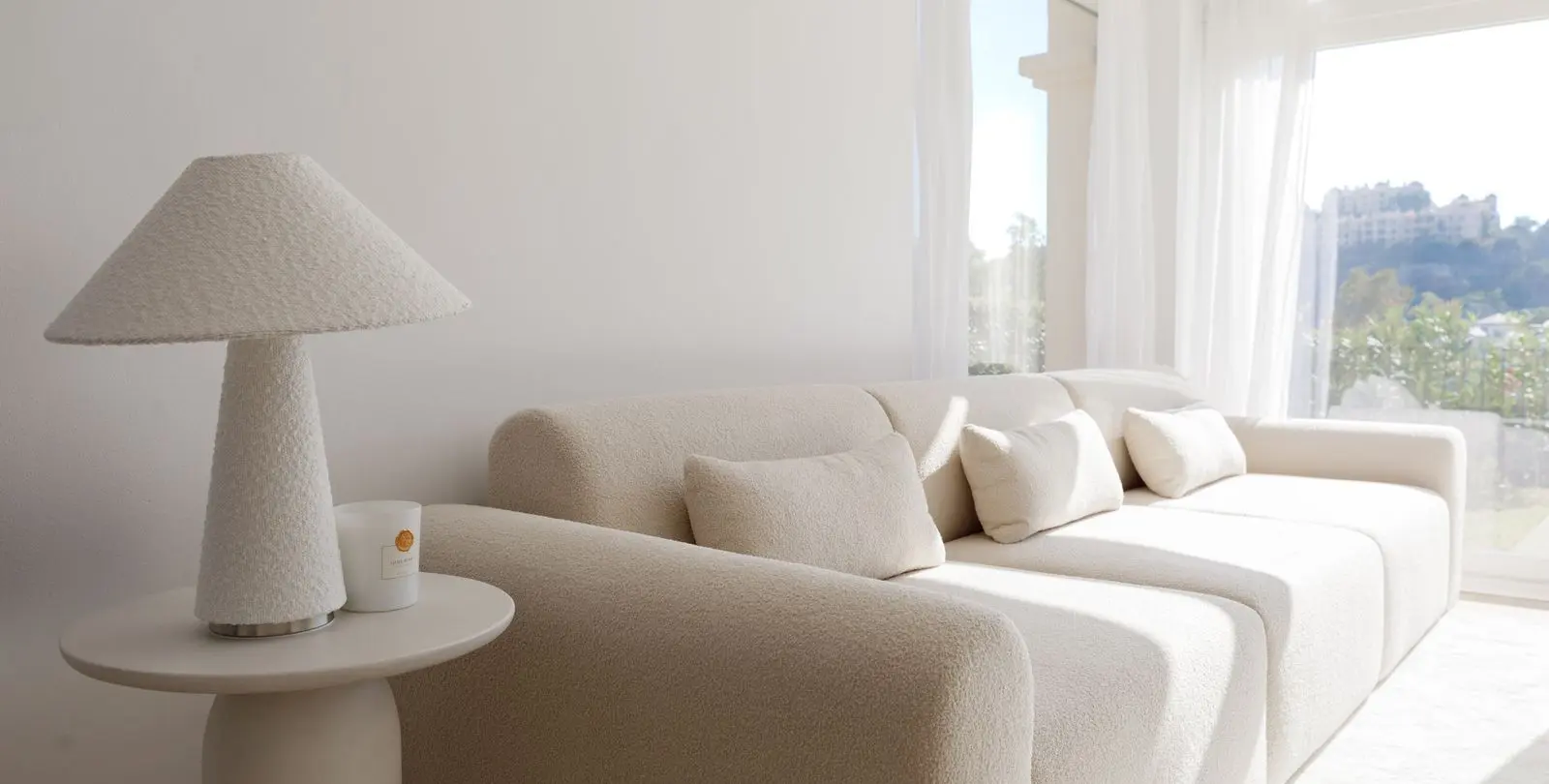 Venta de apartamento en planta baja en La Quinta 36
