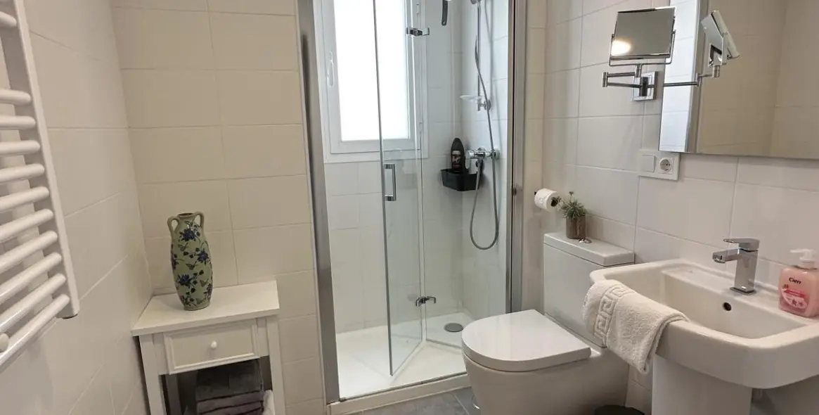 Sale of penthouse in Estepona 11