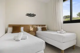Image 4 thumb