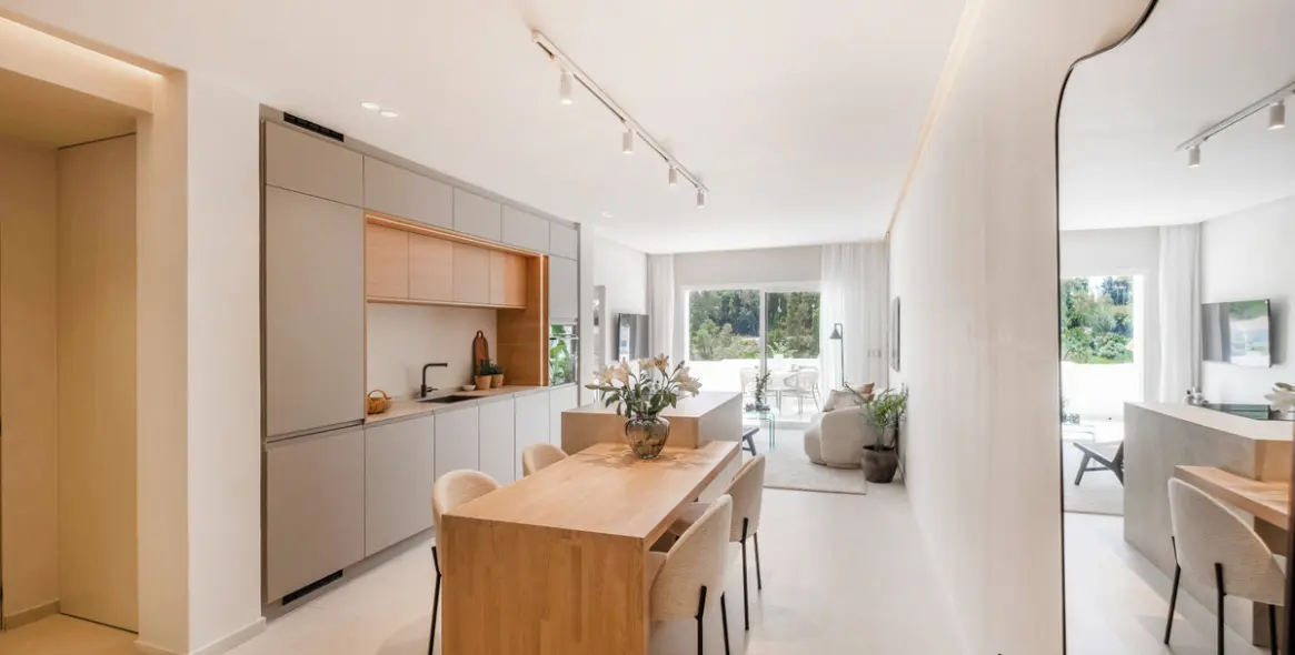 Sale of middle floor apartment in La Quinta 2